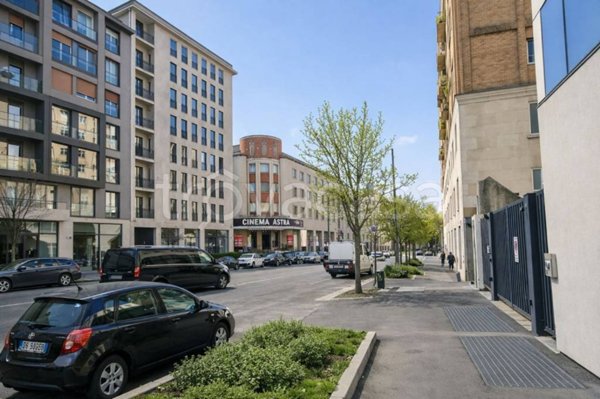 appartamento in vendita a Milano in zona Porta Garibaldi