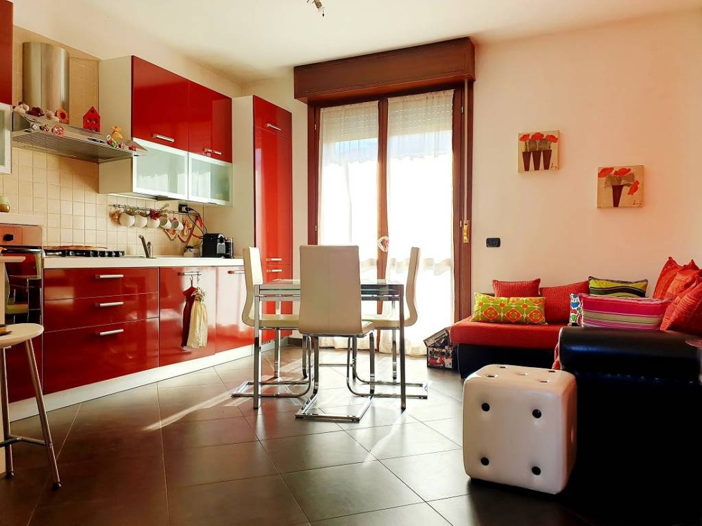appartamento in vendita a Milano in zona Isola