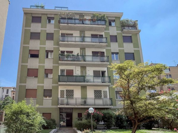 appartamento in vendita a Milano in zona Stazione Centrale