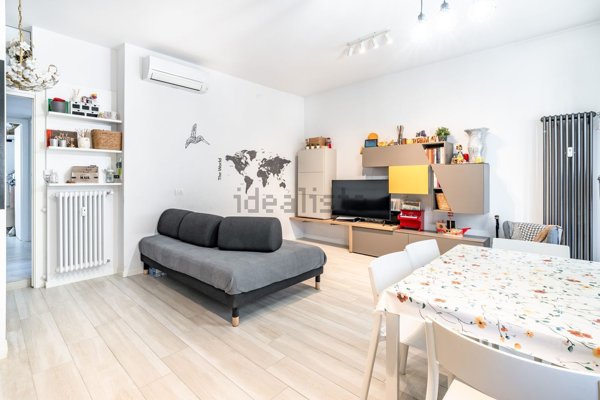 appartamento in vendita a Milano in zona Bruzzano