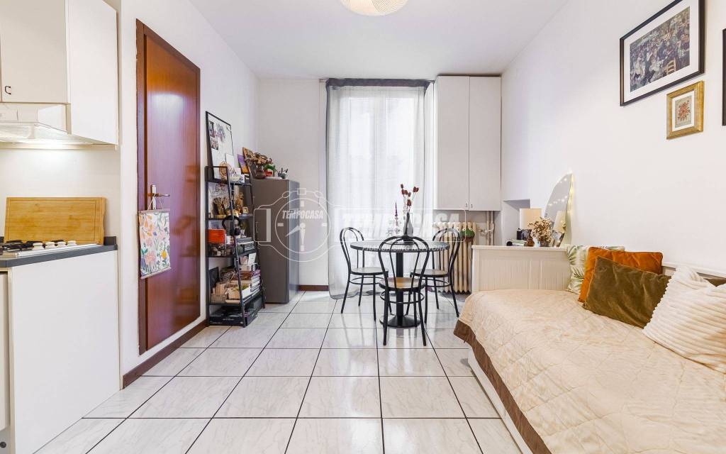 appartamento in vendita a Milano in zona Vigentino