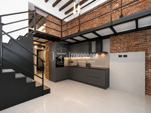 appartamento in vendita a Milano in zona Porta Venezia