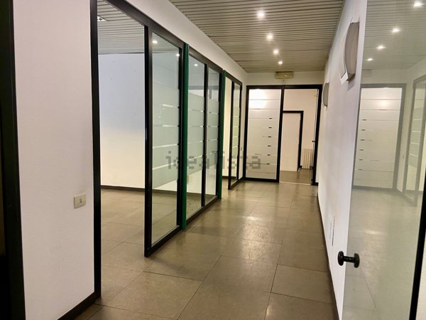 ufficio in vendita a Milano in zona Brera