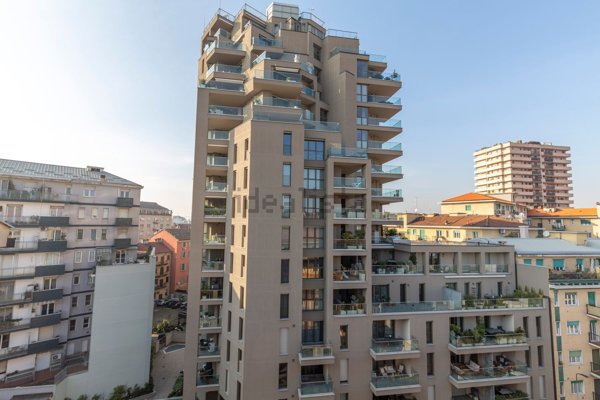 appartamento in vendita a Milano in zona Piazzale Lodi