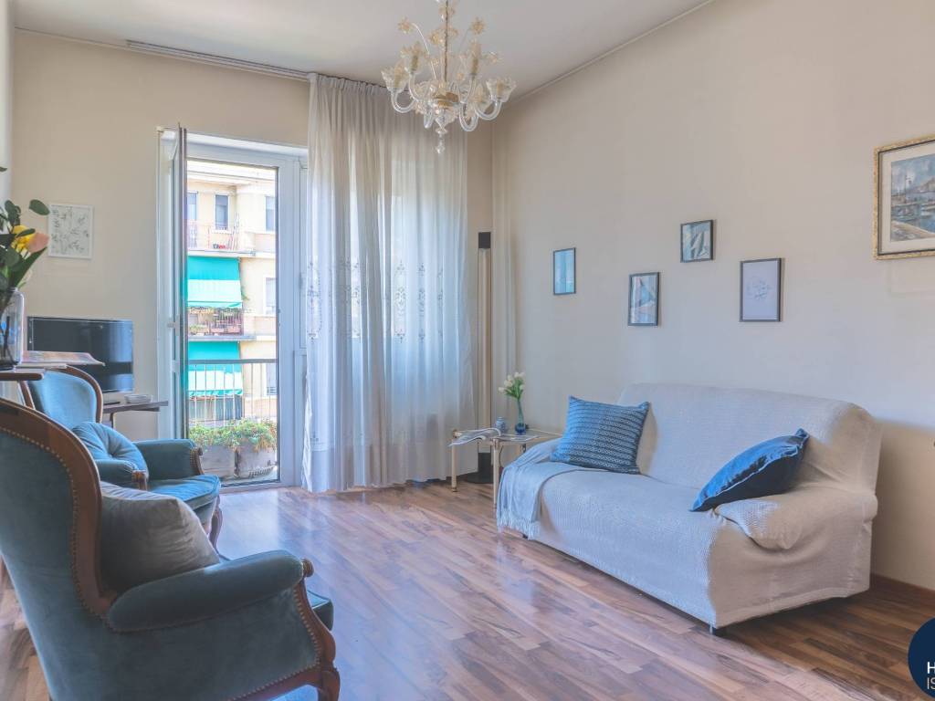 appartamento in vendita a Milano in zona Porta Vittoria