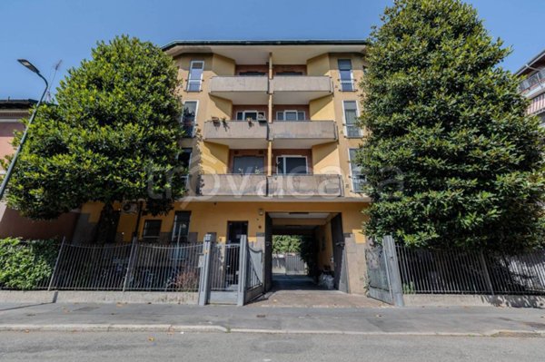 appartamento in vendita a Milano in zona Greco
