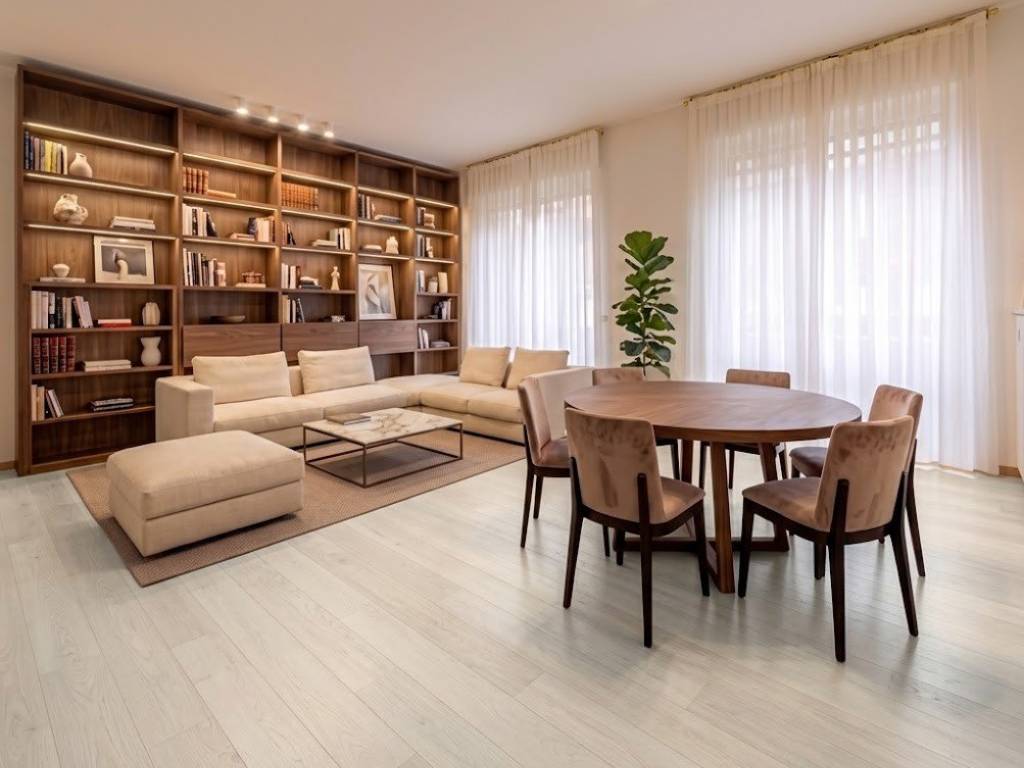 appartamento in vendita a Milano in zona Porta Nuova