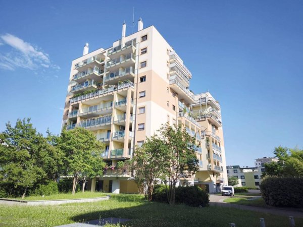 appartamento in vendita a Milano in zona Precotto