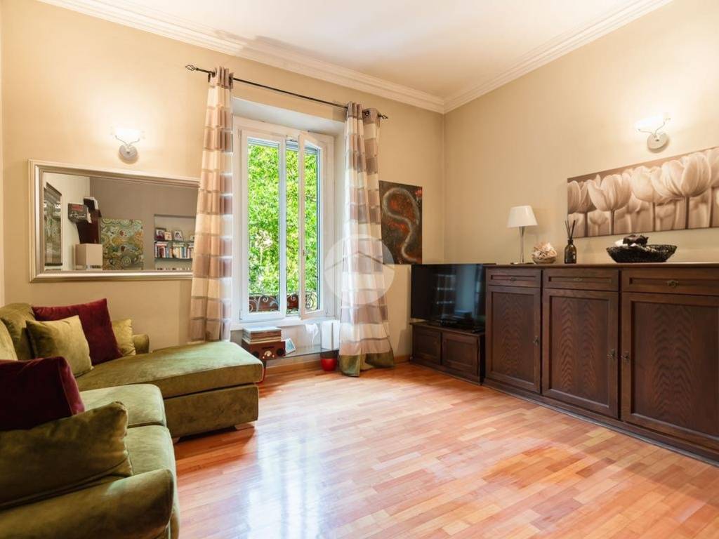 appartamento in vendita a Milano in zona Isola