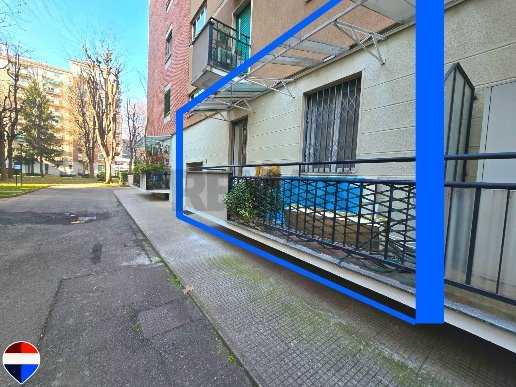 appartamento in vendita a Milano in zona Lorenteggio