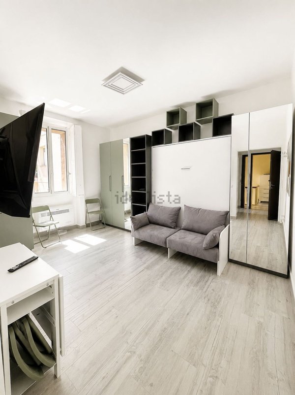 appartamento in vendita a Milano in zona Porta Venezia