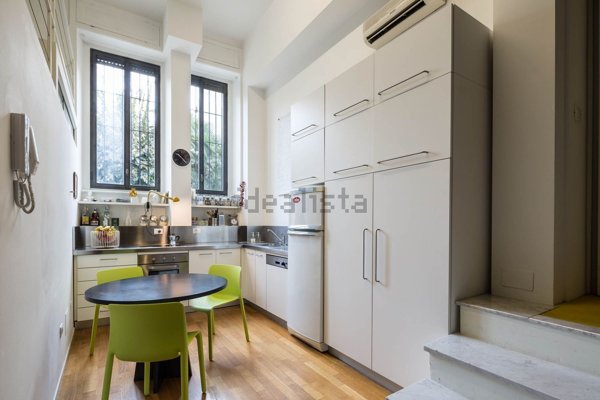 appartamento in vendita a Milano in zona San Cristoforo