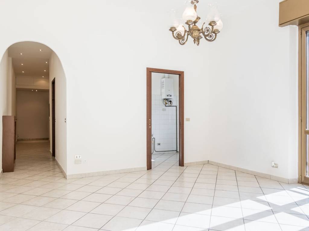 appartamento in vendita a Milano in zona Solari