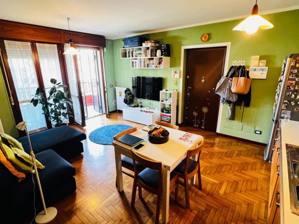 appartamento in vendita a Milano in zona Vigentino