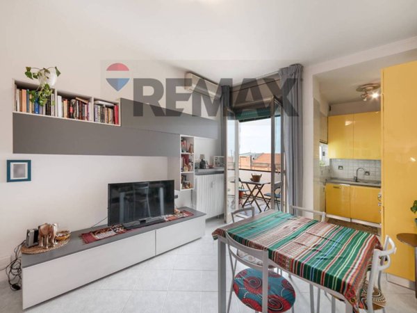 appartamento in vendita a Milano in zona Rottole