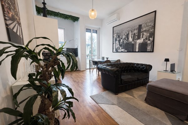 appartamento in vendita a Milano in zona Ghisolfa