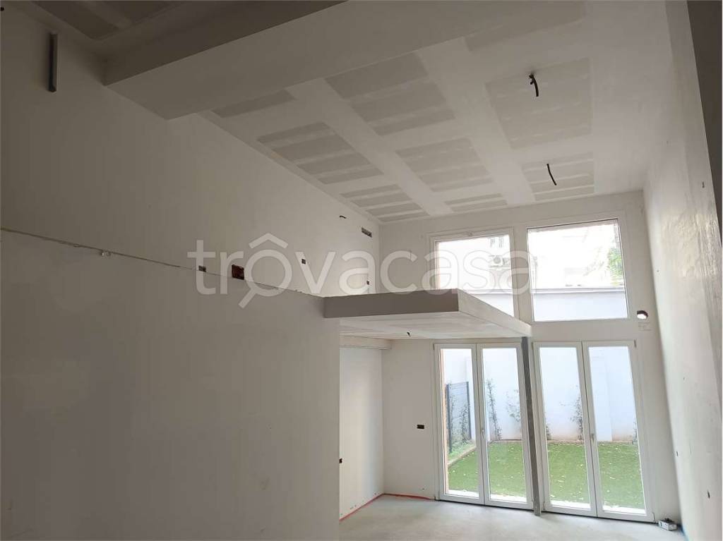 appartamento in vendita a Milano in zona Città Studi
