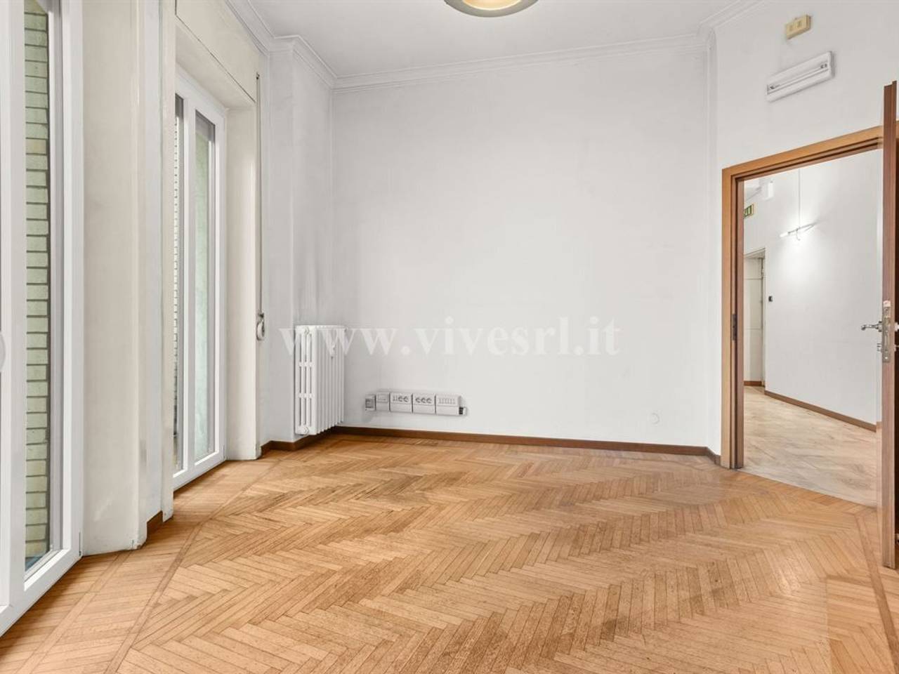 appartamento in vendita a Milano in zona Guastalla
