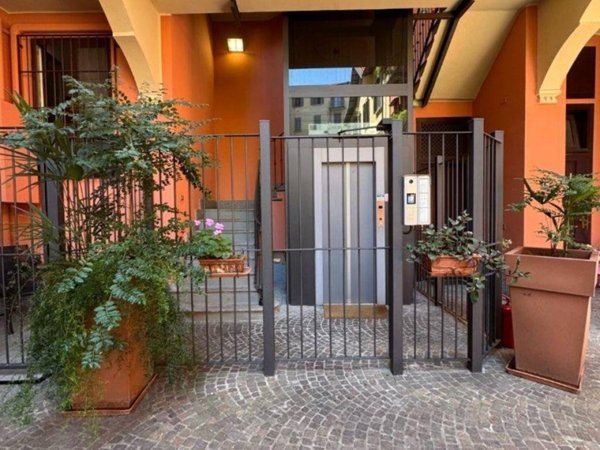 appartamento in vendita a Milano in zona Isola