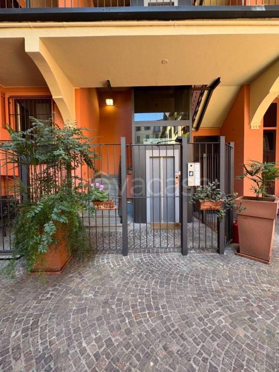 appartamento in vendita a Milano in zona Sempione