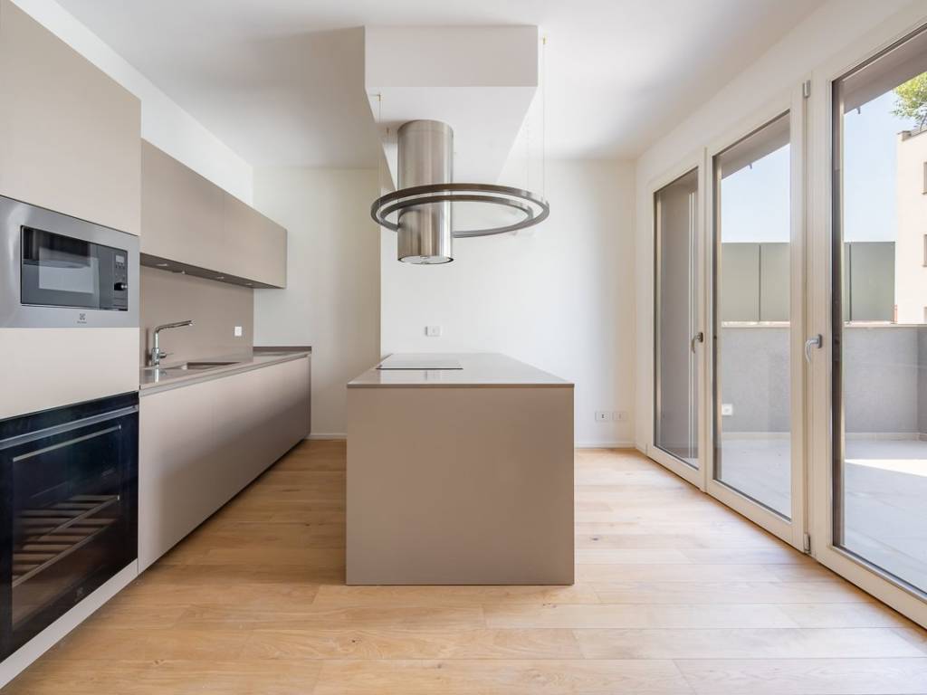appartamento in vendita a Milano in zona Solari