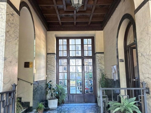 appartamento in vendita a Milano in zona XXII Marzo