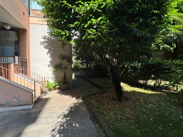 appartamento in vendita a Milano in zona Gorla