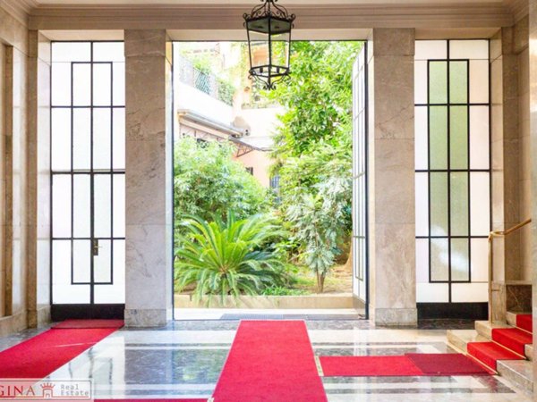 appartamento in vendita a Milano in zona Porta Venezia