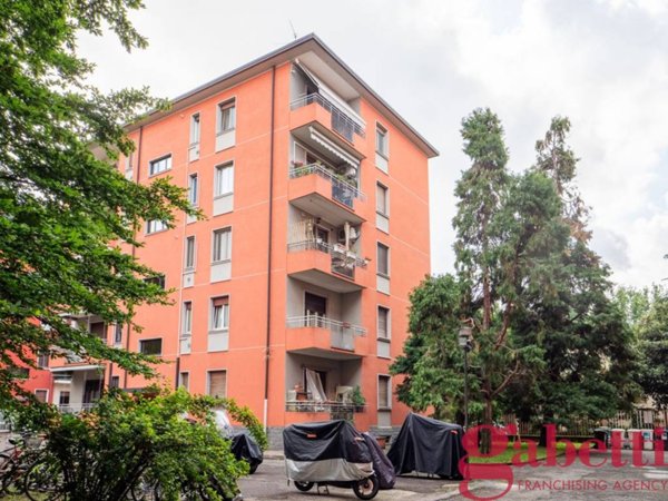 appartamento in vendita a Milano in zona Crescenzago