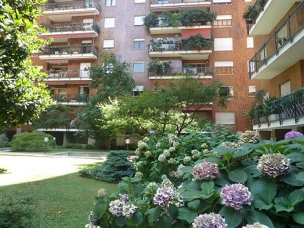 appartamento in vendita a Milano in zona Il Portello