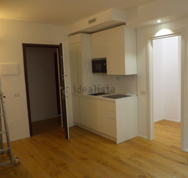 appartamento in vendita a Milano in zona Piazzale Lodi