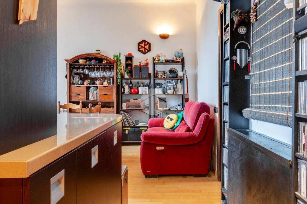 appartamento in vendita a Milano in zona Lambrate