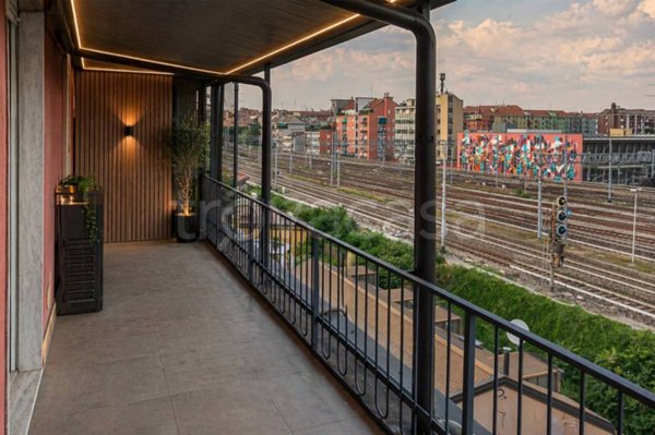 appartamento in vendita a Milano in zona Casoretto