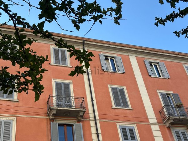appartamento in vendita a Milano in zona Loreto