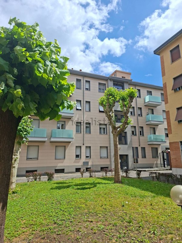 appartamento in vendita a Milano in zona Quinto Romano