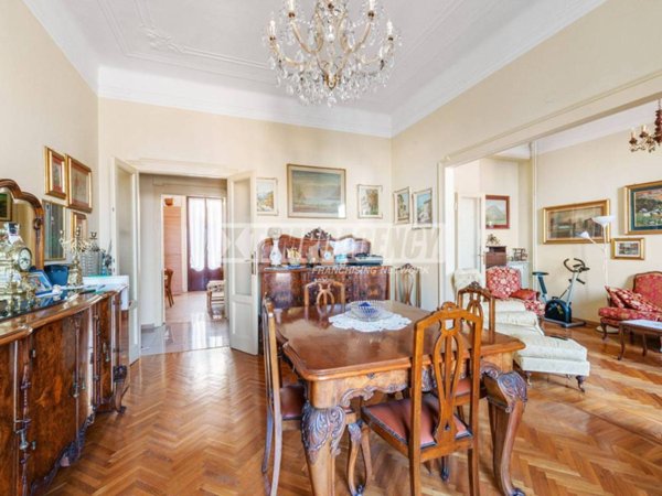 appartamento in vendita a Milano in zona Città Studi