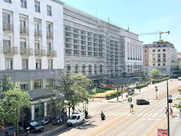 appartamento in vendita a Milano in zona Guastalla