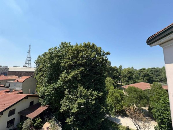 appartamento in vendita a Milano in zona Casoretto