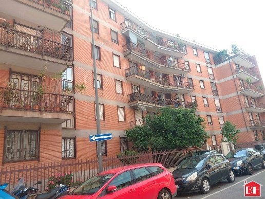 appartamento in vendita a Milano in zona Feltre