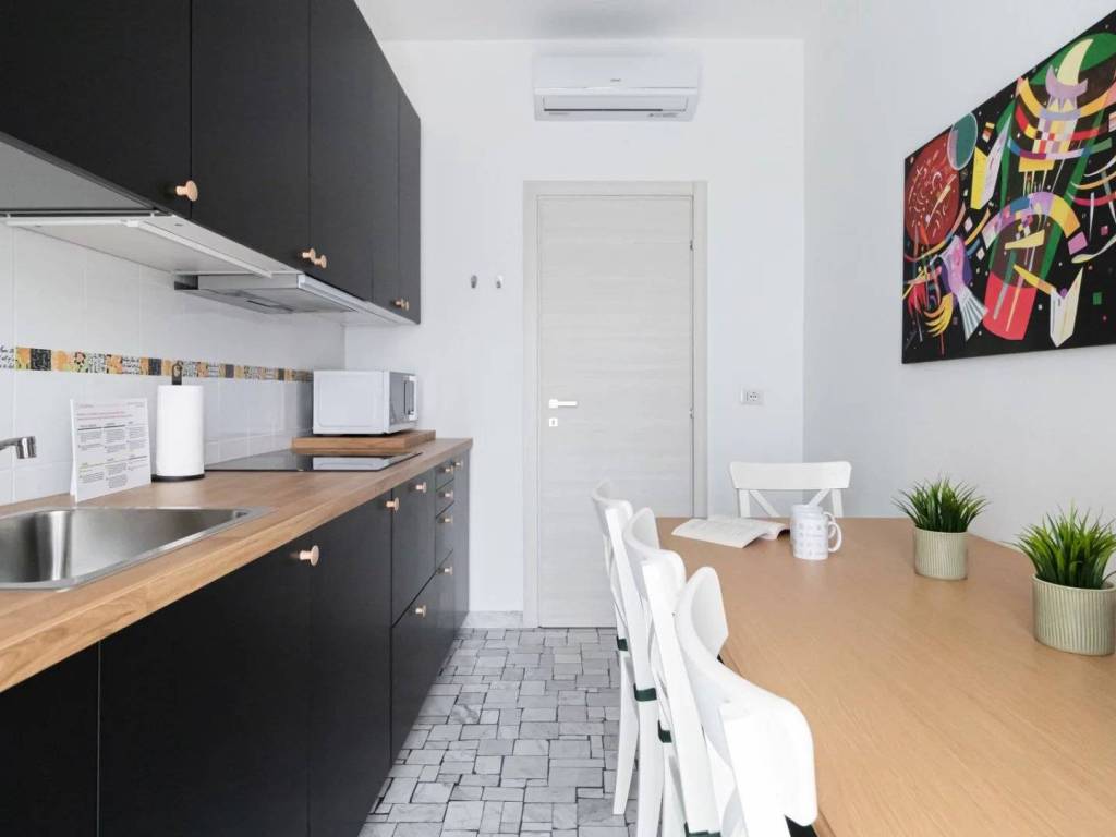 appartamento in vendita a Milano in zona Famagosta