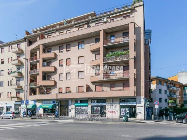 locale commerciale in vendita a Milano in zona Bovisa