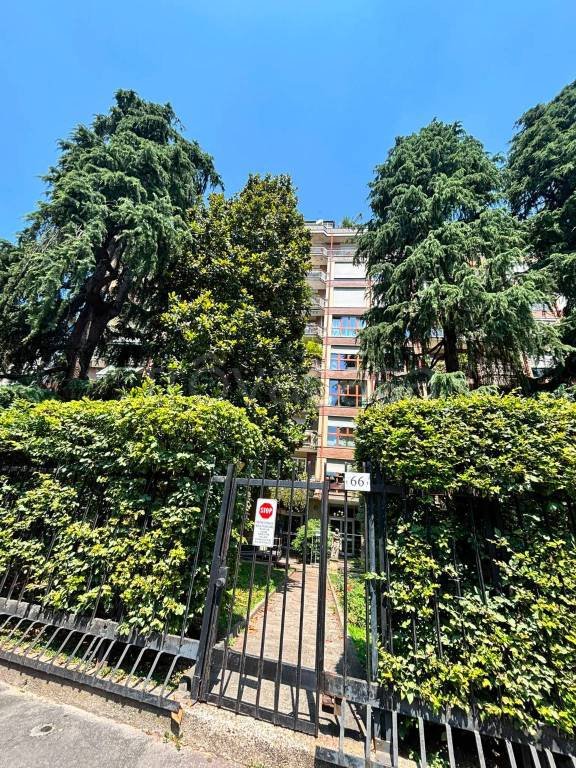 appartamento in vendita a Milano in zona Solari