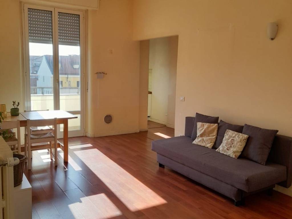 appartamento in vendita a Milano in zona Solari