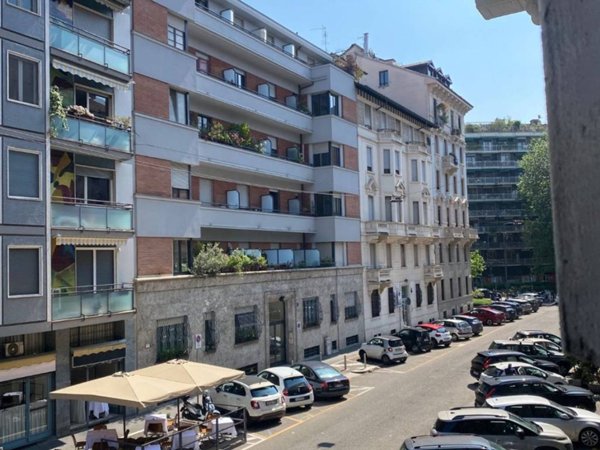 appartamento in vendita a Milano in zona Porta Venezia