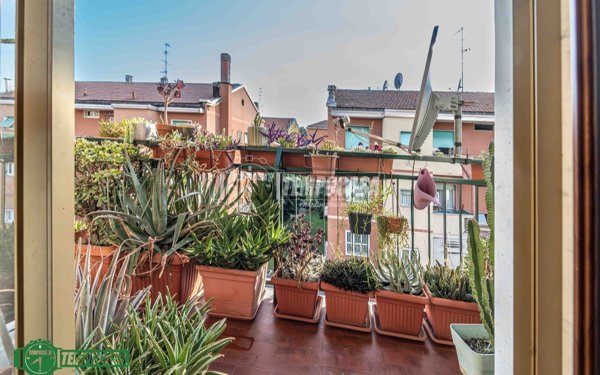 appartamento in vendita a Milano in zona Gorla