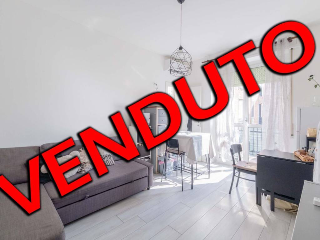 appartamento in vendita a Milano in zona Dergano