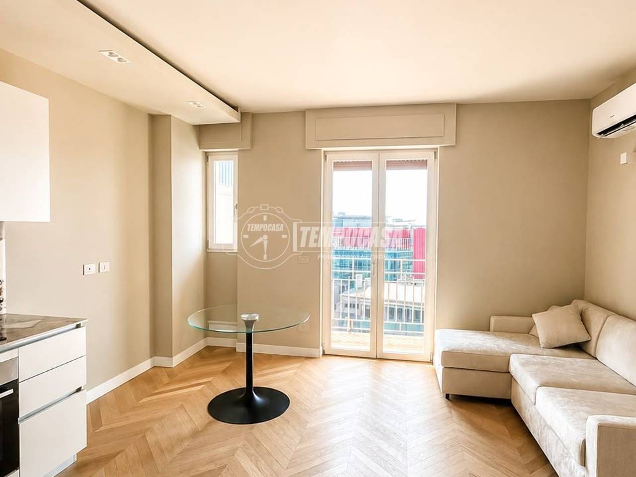 appartamento in vendita a Milano in zona Porta Nuova