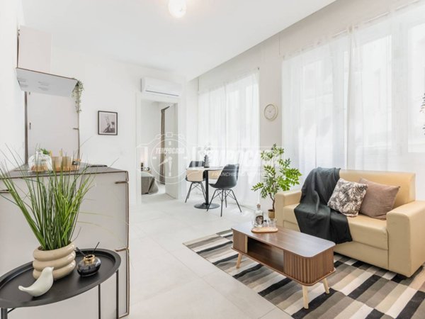 appartamento in vendita a Milano in zona Corvetto