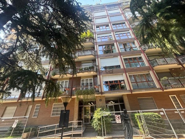 appartamento in vendita a Milano in zona Solari
