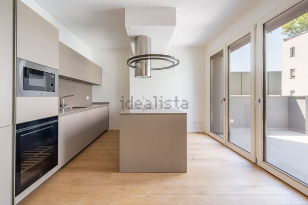 appartamento in vendita a Milano in zona Solari